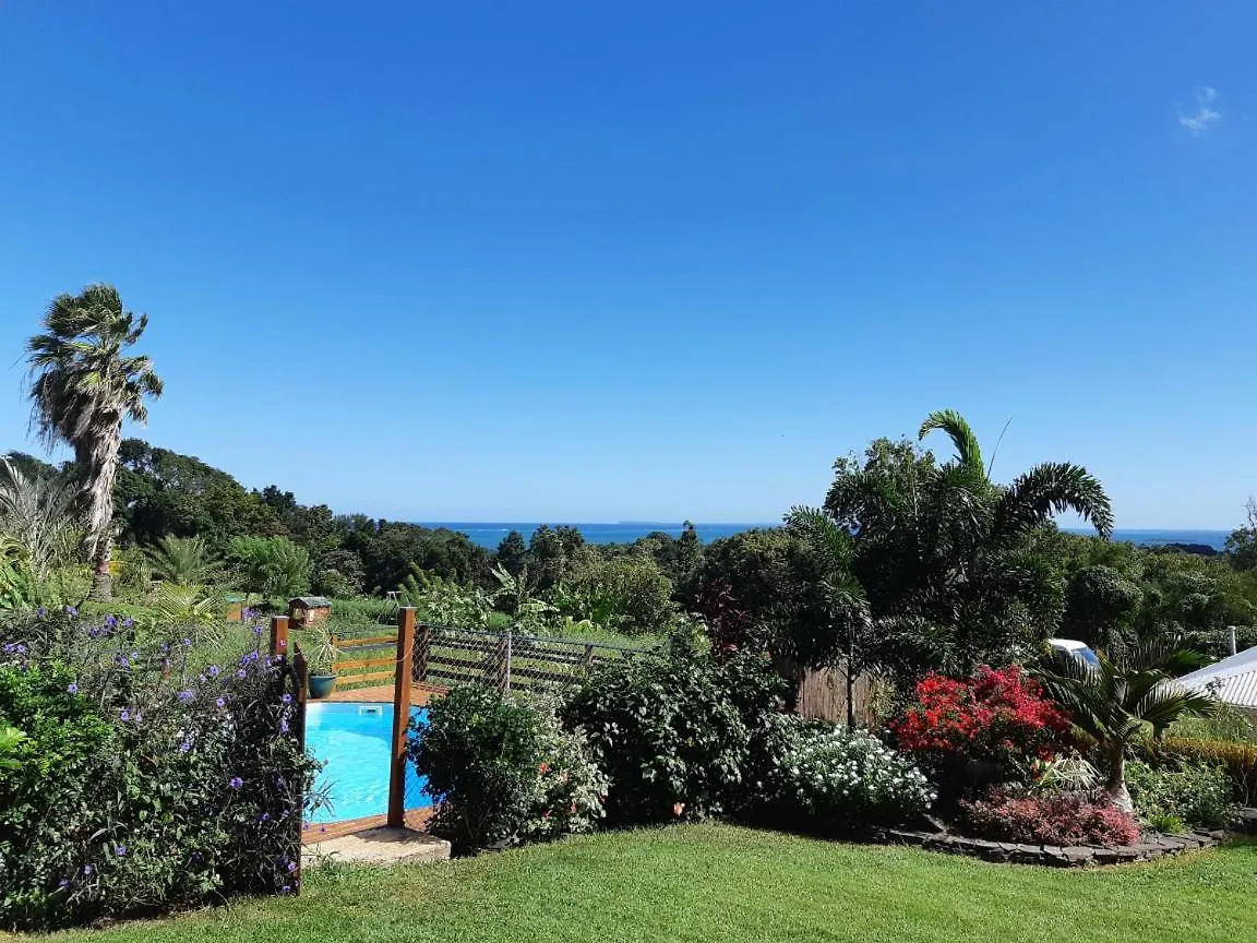 Au Jardin D'Eole - Villa Bois Avec Piscine Vue Mer Sainte-Rose